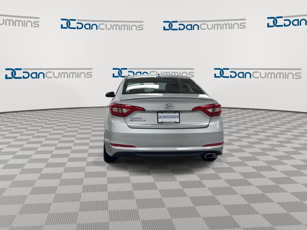 Used 2015 Hyundai Sonata SE w/ Option Group 09 image 7