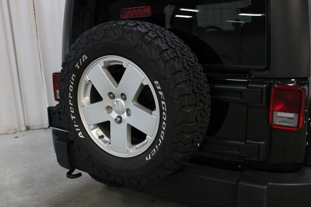 Used 2012 Jeep Wrangler Sahara w/ Connectivity Group AWD/4WD image 28