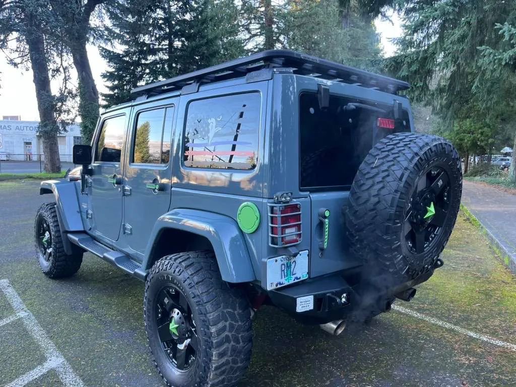 Used 2014 Jeep Wrangler Unlimited Sahara w/ Max Tow Package image 6