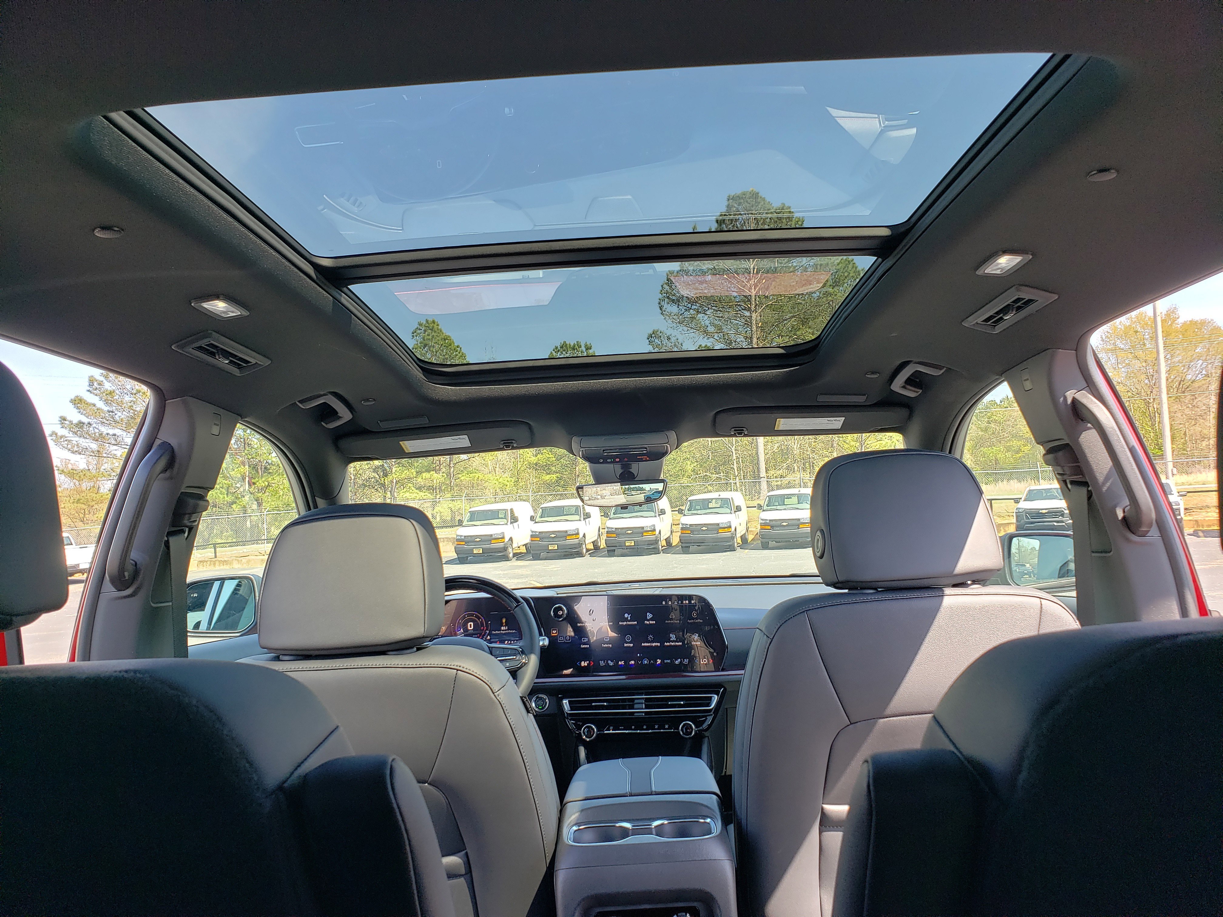 New 2026 Chevrolet Traverse RS w/ LPO, Floor Liner Package image 32