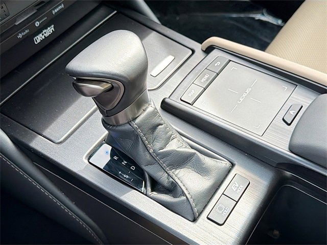 Used 2020 Lexus ES 300h w/ Premium Package image 29