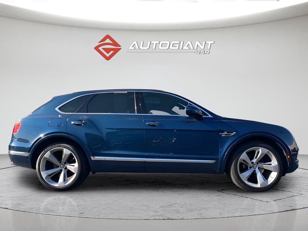 Used 2018 Bentley Bentayga AWD/4WD image 8