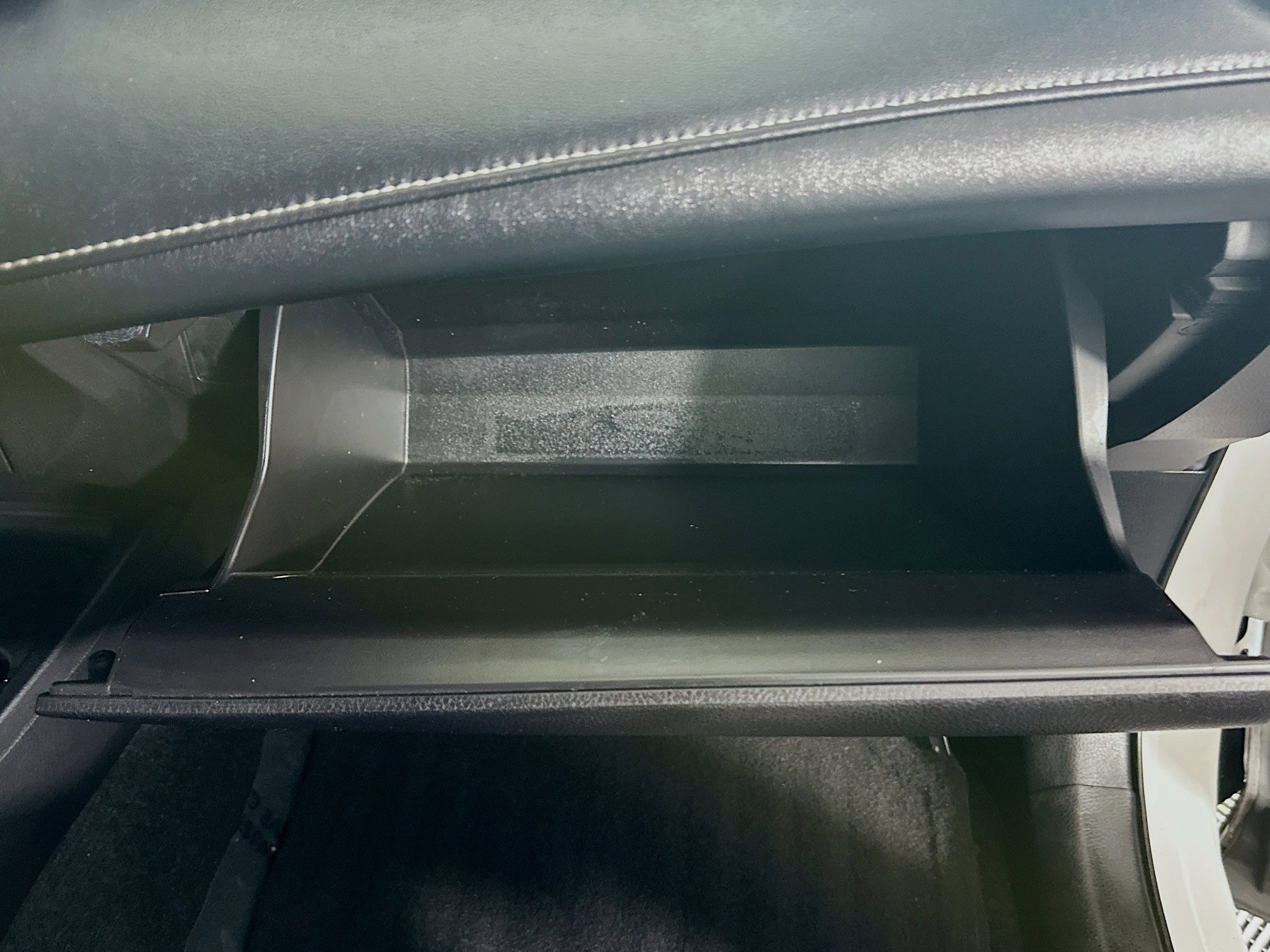 Used 2018 Toyota RAV4 XLE FWD image 32