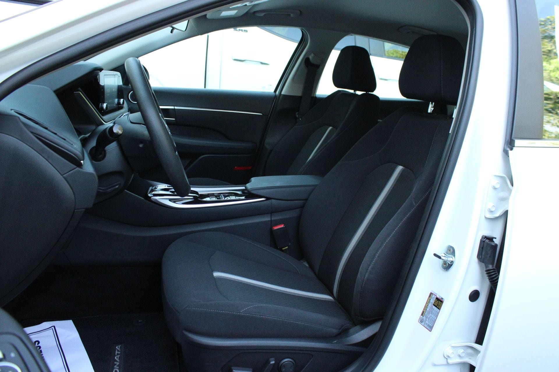 Used 2022 Hyundai Sonata SEL w/ Cargo Package FWD image 16
