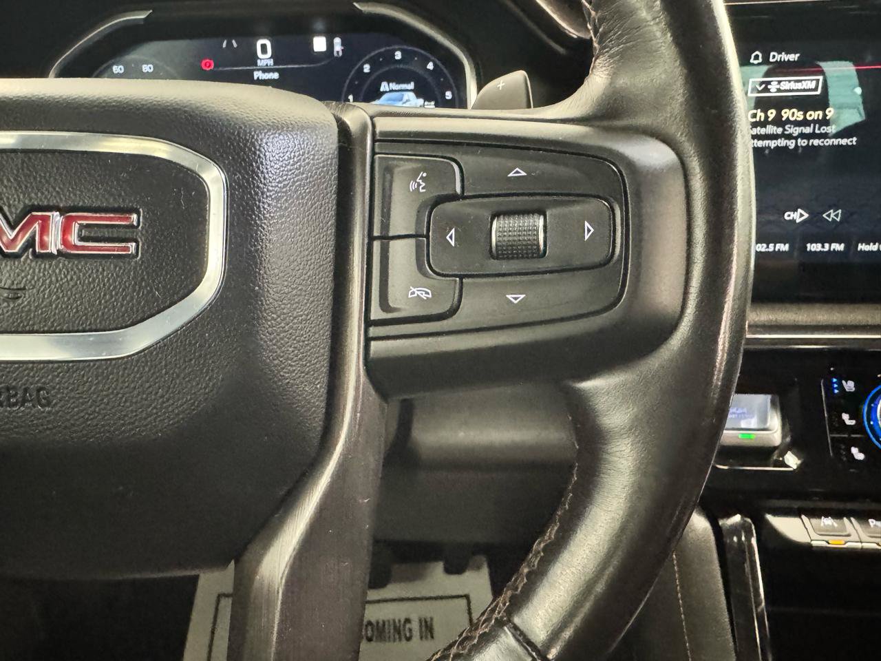 Used 2022 GMC Sierra 1500 AT4 w/ AT4 Premium Package AWD/4WD image 26