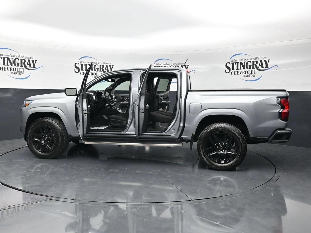 Used 2025 Chevrolet Colorado LT w/ Advanced Trailering Package RWD image 40
