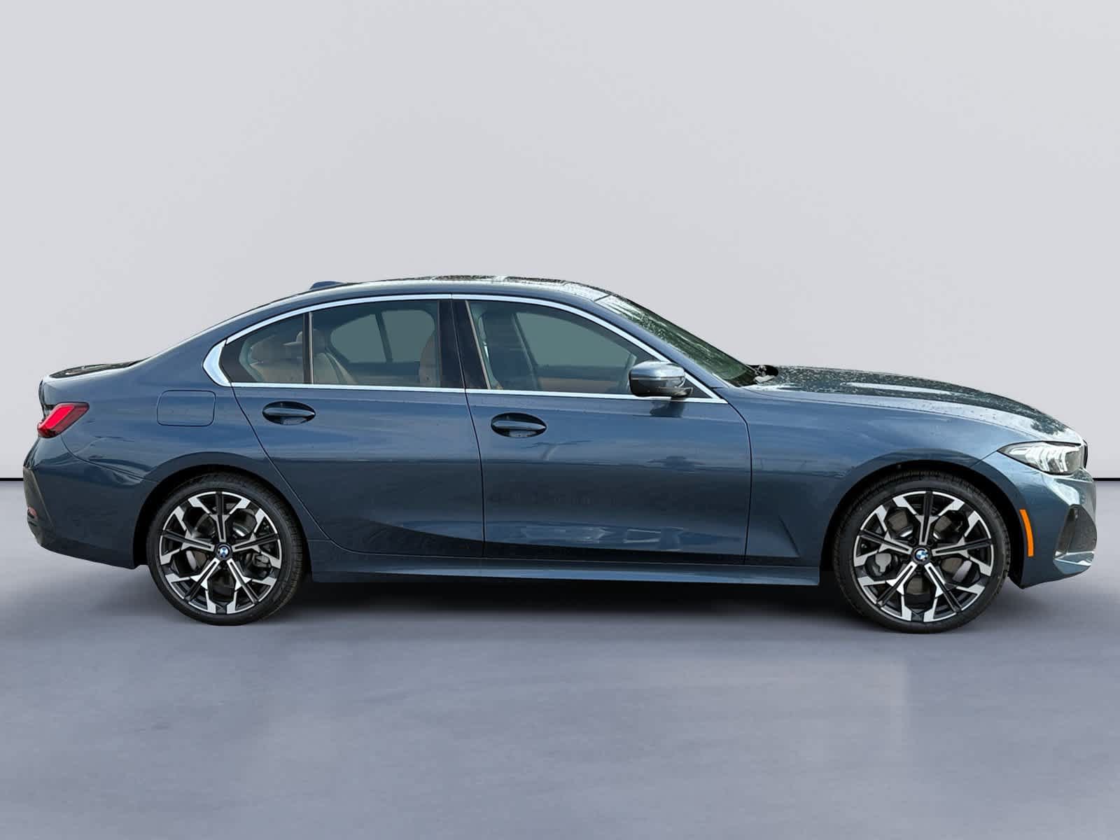 New 2026 BMW 330i xDrive Sedan w/ Premium Package AWD/4WD image 2