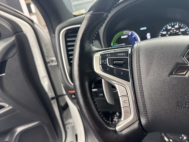 Used 2021 Mitsubishi Outlander GT AWD/4WD image 30