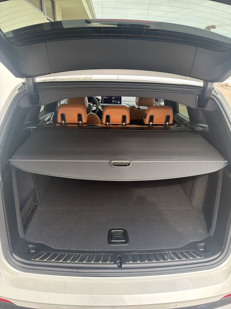 Used 2024 BMW X3 xDrive30i w/ Premium Package w/ZPA image 9