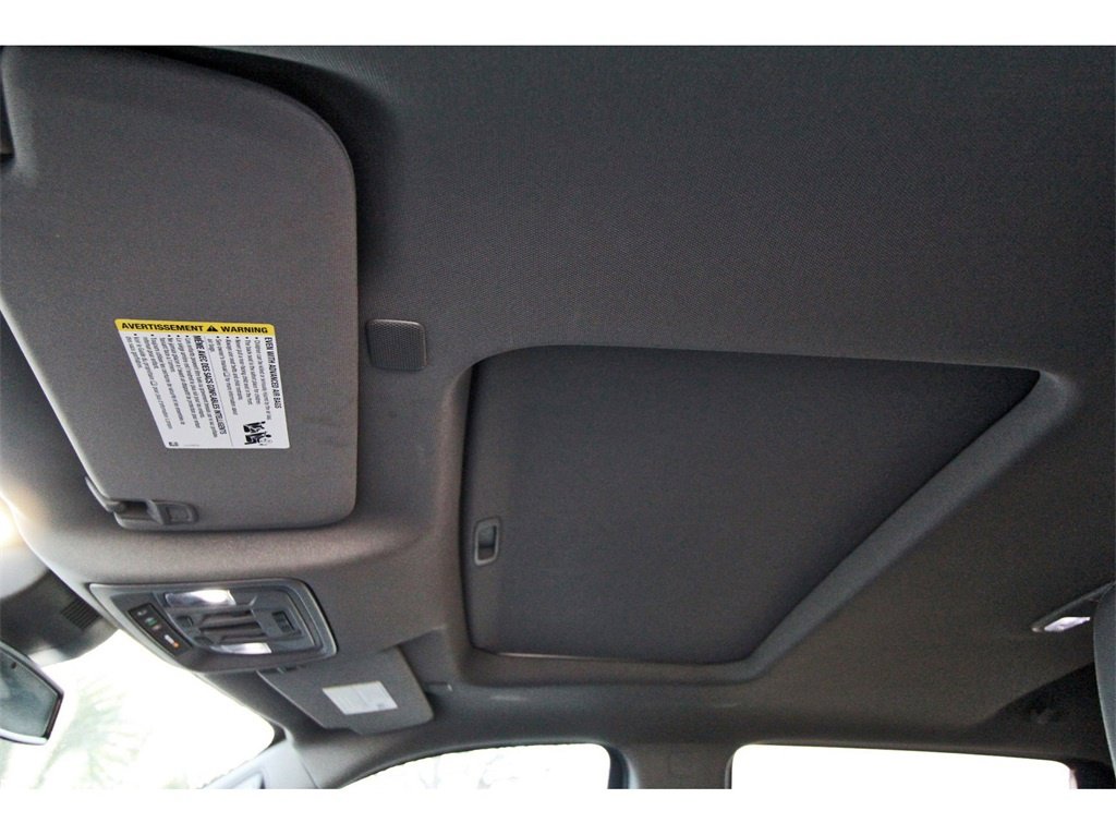 Used 2024 GMC Sierra 1500 SLT image 25