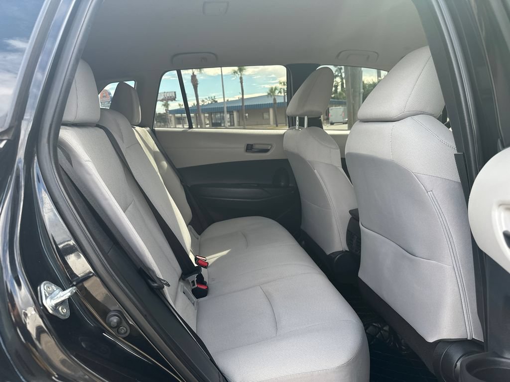 Used 2022 Toyota Corolla Cross L FWD image 15