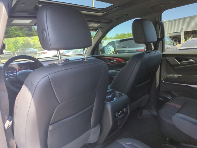 Used 2024 Chevrolet Traverse RS image 18