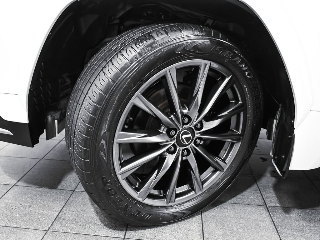 Used 2024 Lexus LX 600 F Sport AWD/4WD image 7