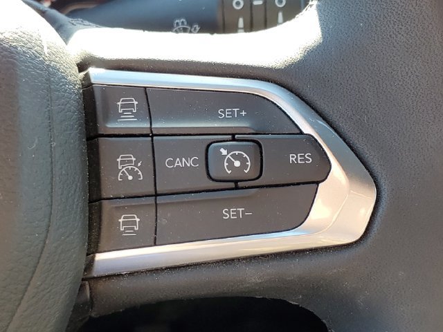 Used 2024 Jeep Compass Limited AWD/4WD image 14