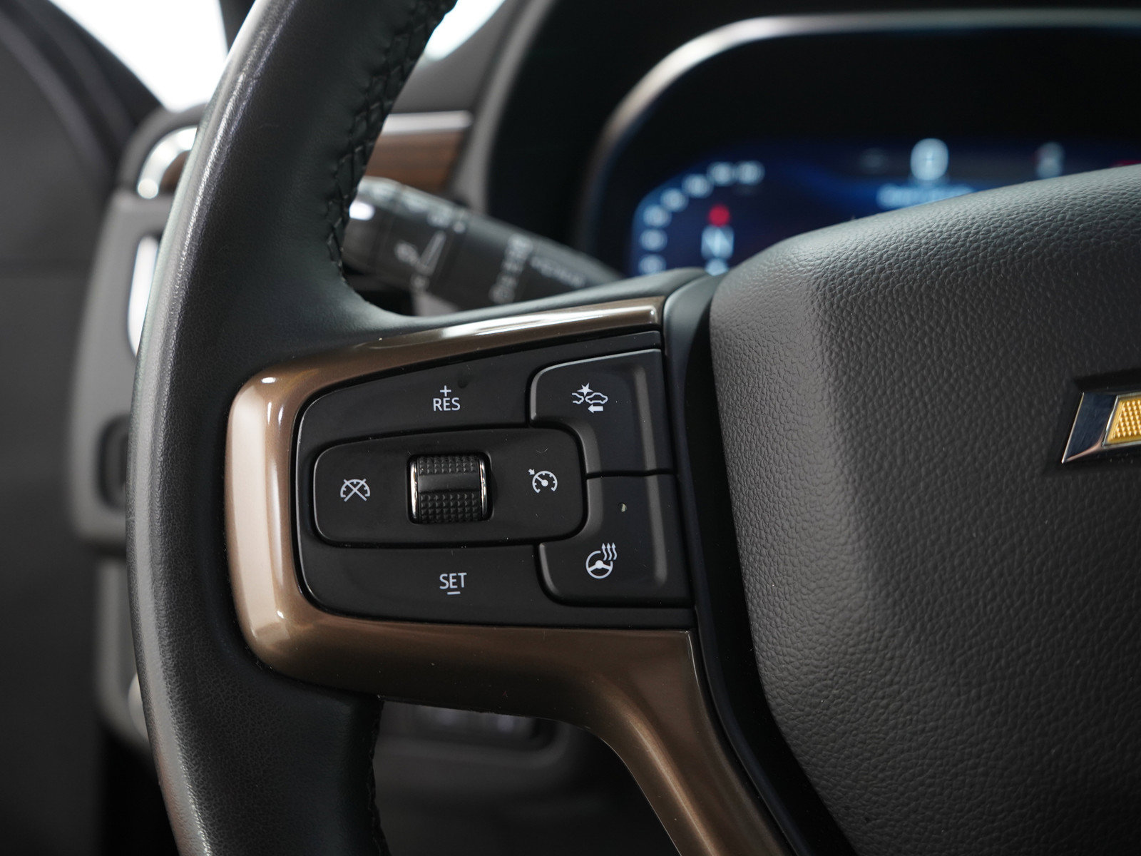 Used 2024 Chevrolet Tahoe High Country AWD/4WD image 28