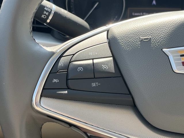 Used 2021 Cadillac XT5 Premium Luxury FWD image 36