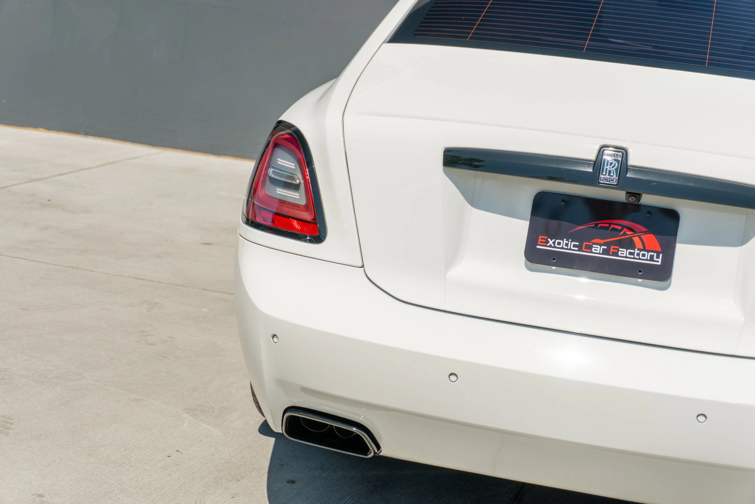 Used 2023 Rolls-Royce Ghost Black Badge w/ Black Badge Ghost Package AWD/4WD image 51