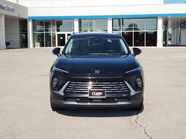 Used 2024 Buick Envision Preferred AWD/4WD image 2
