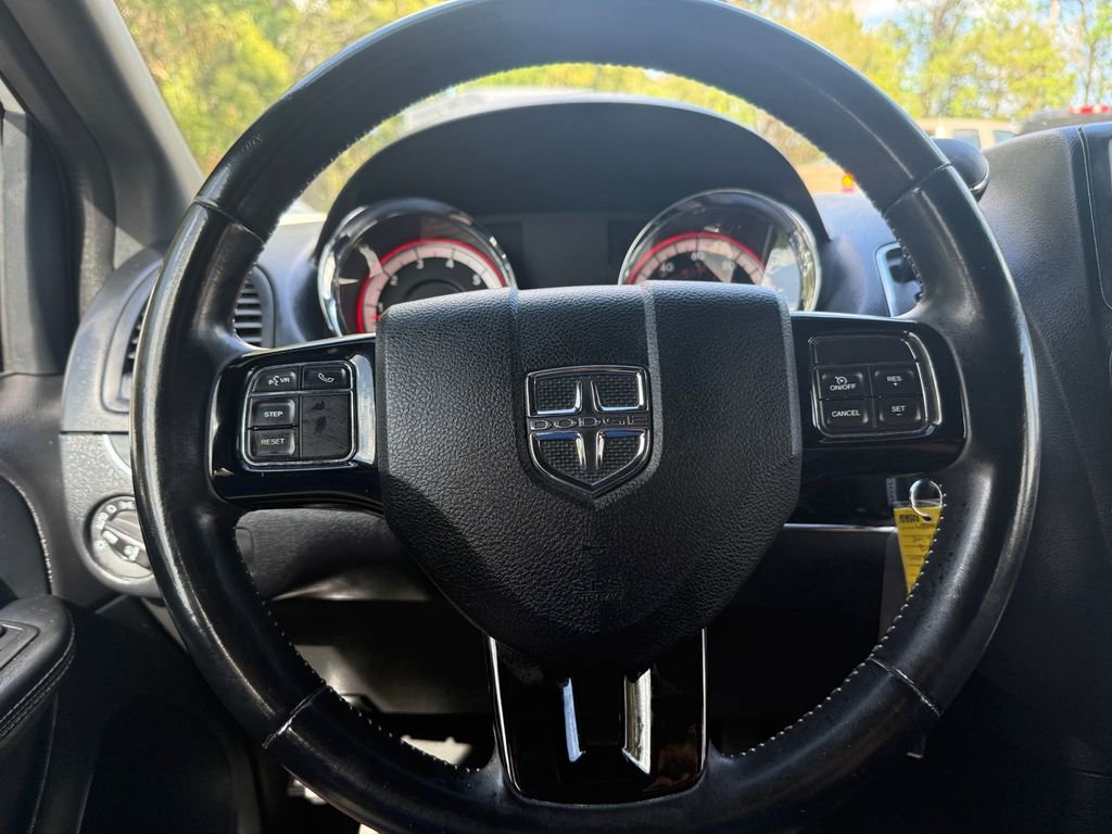 Used 2019 Dodge Grand Caravan SE image 21