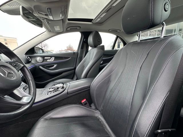 Certified 2018 Mercedes-Benz E 300 4MATIC image 19