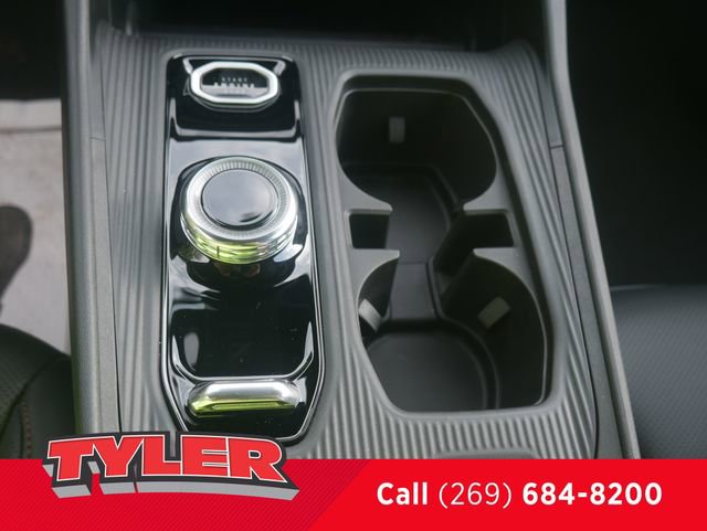 New 2026 Jeep Cherokee Overland w/ Trailer Tow Group AWD/4WD image 34