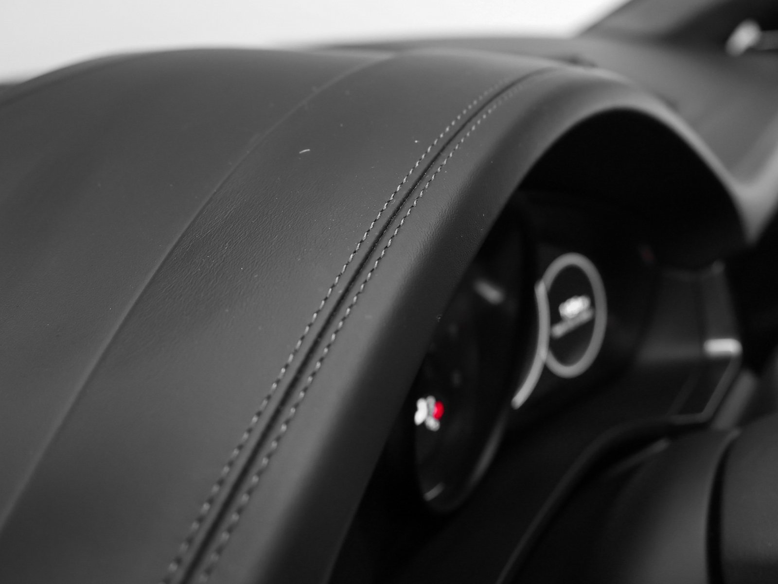 Used 2021 Porsche Cayenne Turbo image 37