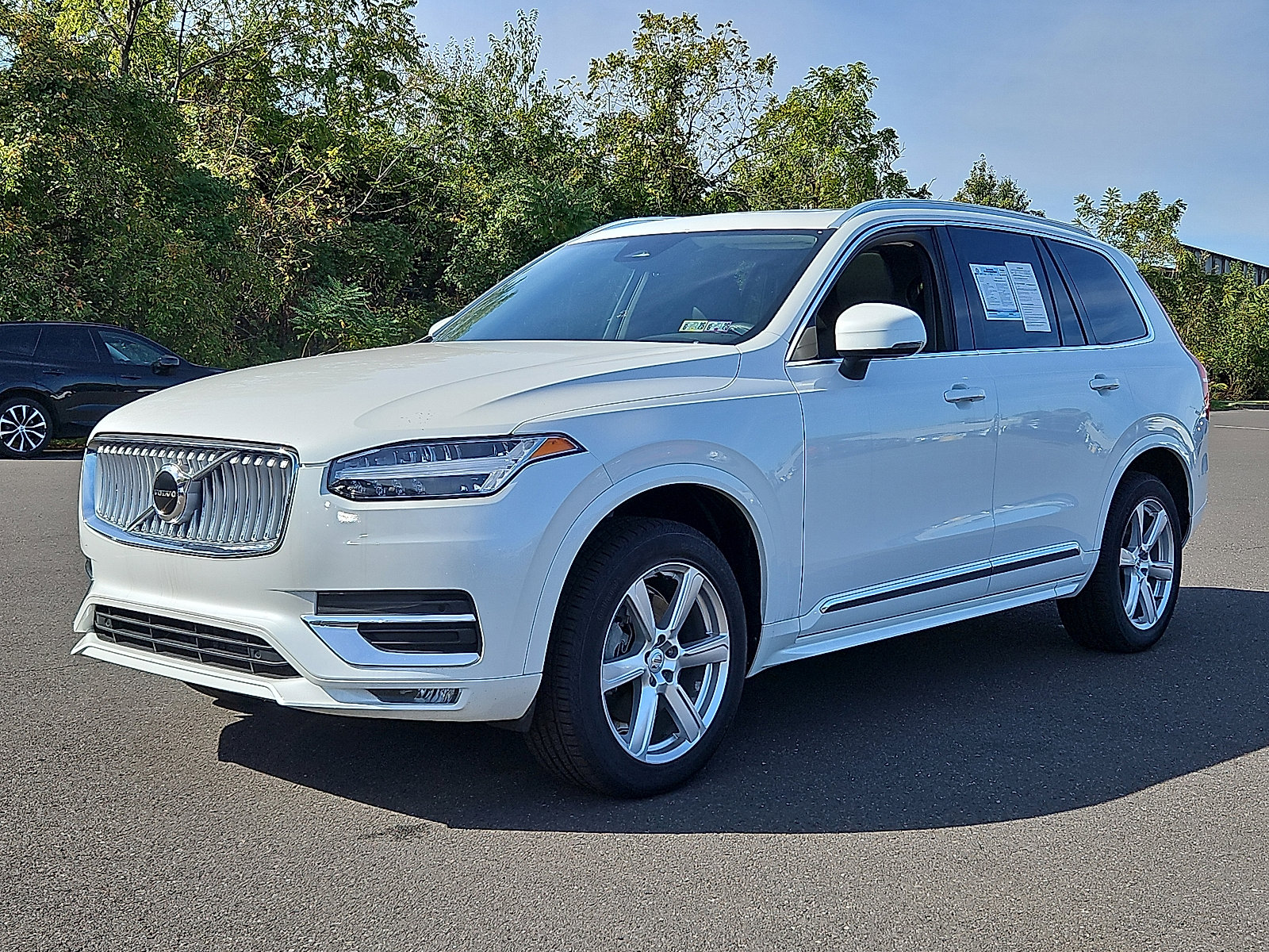 Certified 2024 Volvo XC90 B5 Core w/ Protection Package Premier image 3