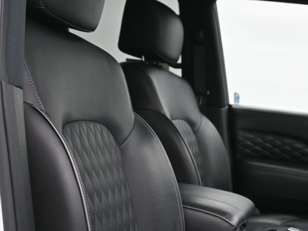 Used 2022 INFINITI QX80 Sensory w/ All-Season Package image 8