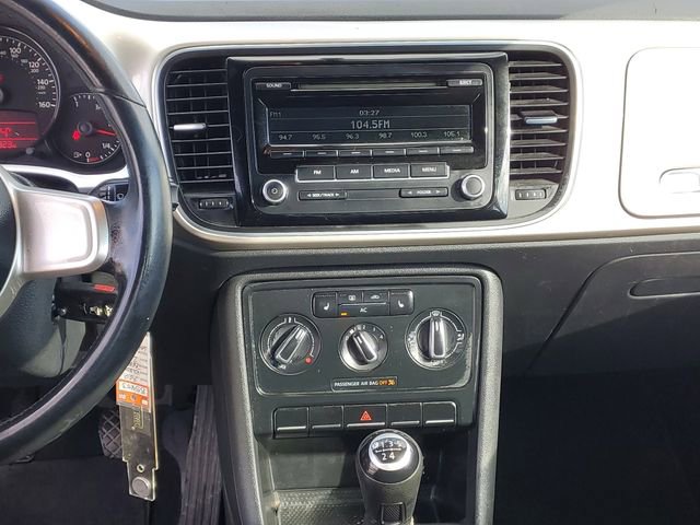 Used 2012 Volkswagen Beetle 2.5 image 25