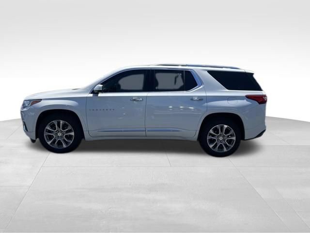 Used 2019 Chevrolet Traverse Premier w/ Driver Confidence II Package FWD image 4