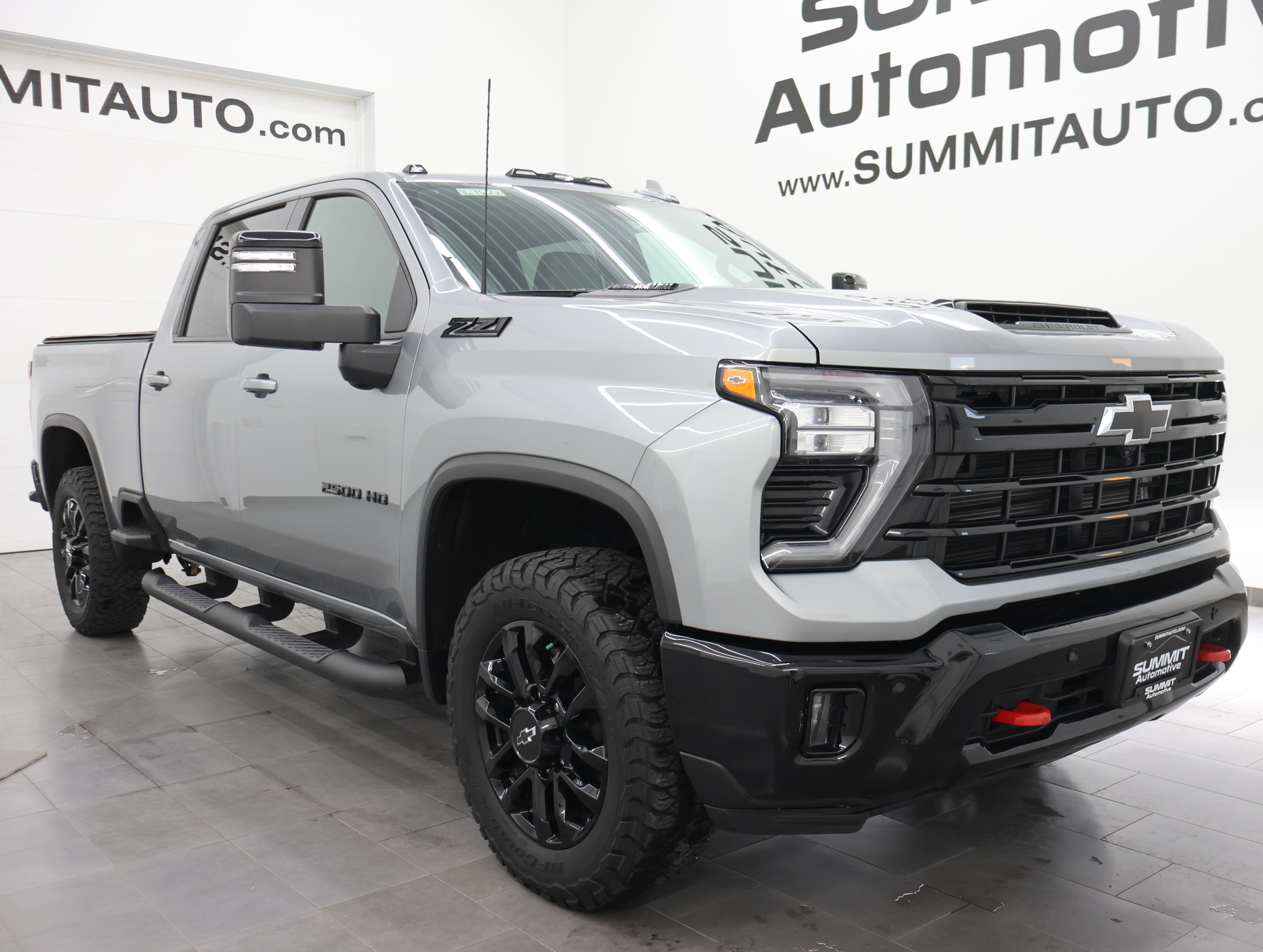 Used 2025 Chevrolet Silverado 2500 LTZ w/ Trail Boss Package AWD/4WD image 2