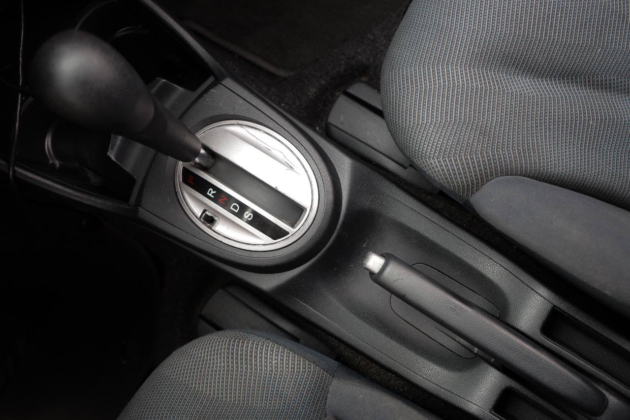 Used 2010 Honda Fit Sport image 35