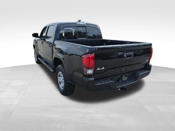 Used 2023 Toyota Tacoma SR AWD/4WD image 4