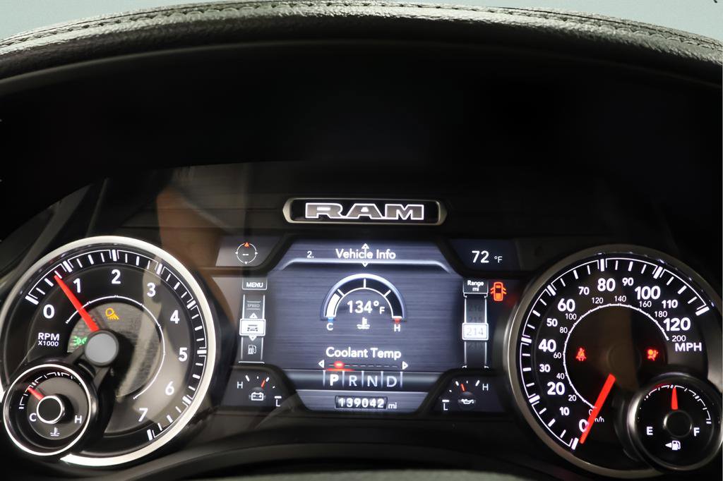 Used 2019 RAM 1500 Laramie AWD/4WD image 14