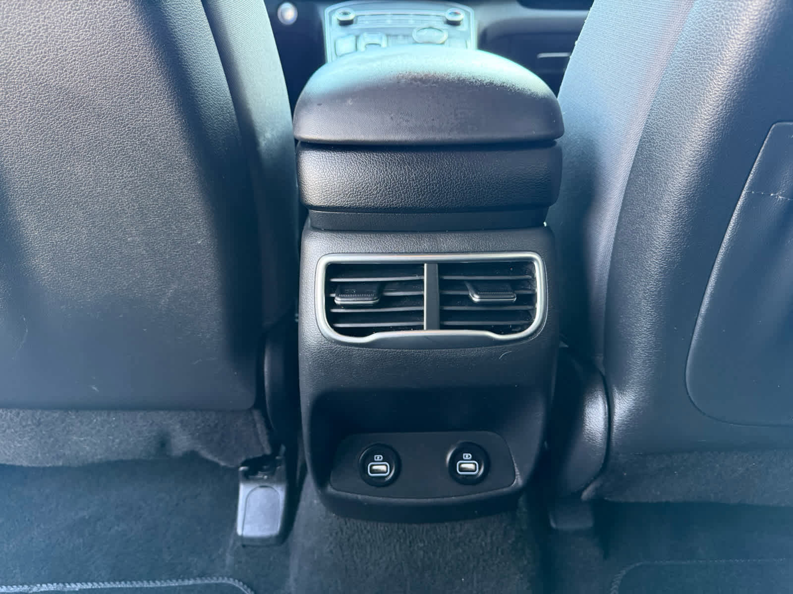 Used 2022 Hyundai Santa Fe SEL image 11