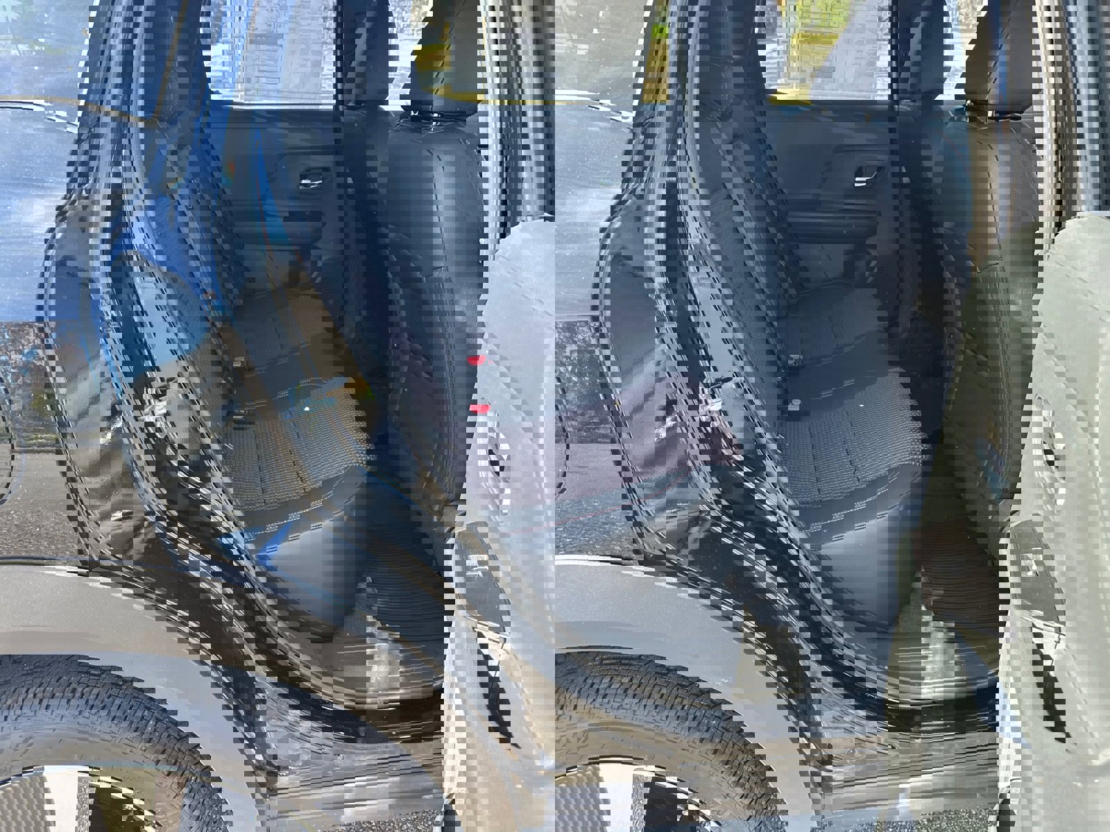 New 2026 Nissan Kicks SR image 15