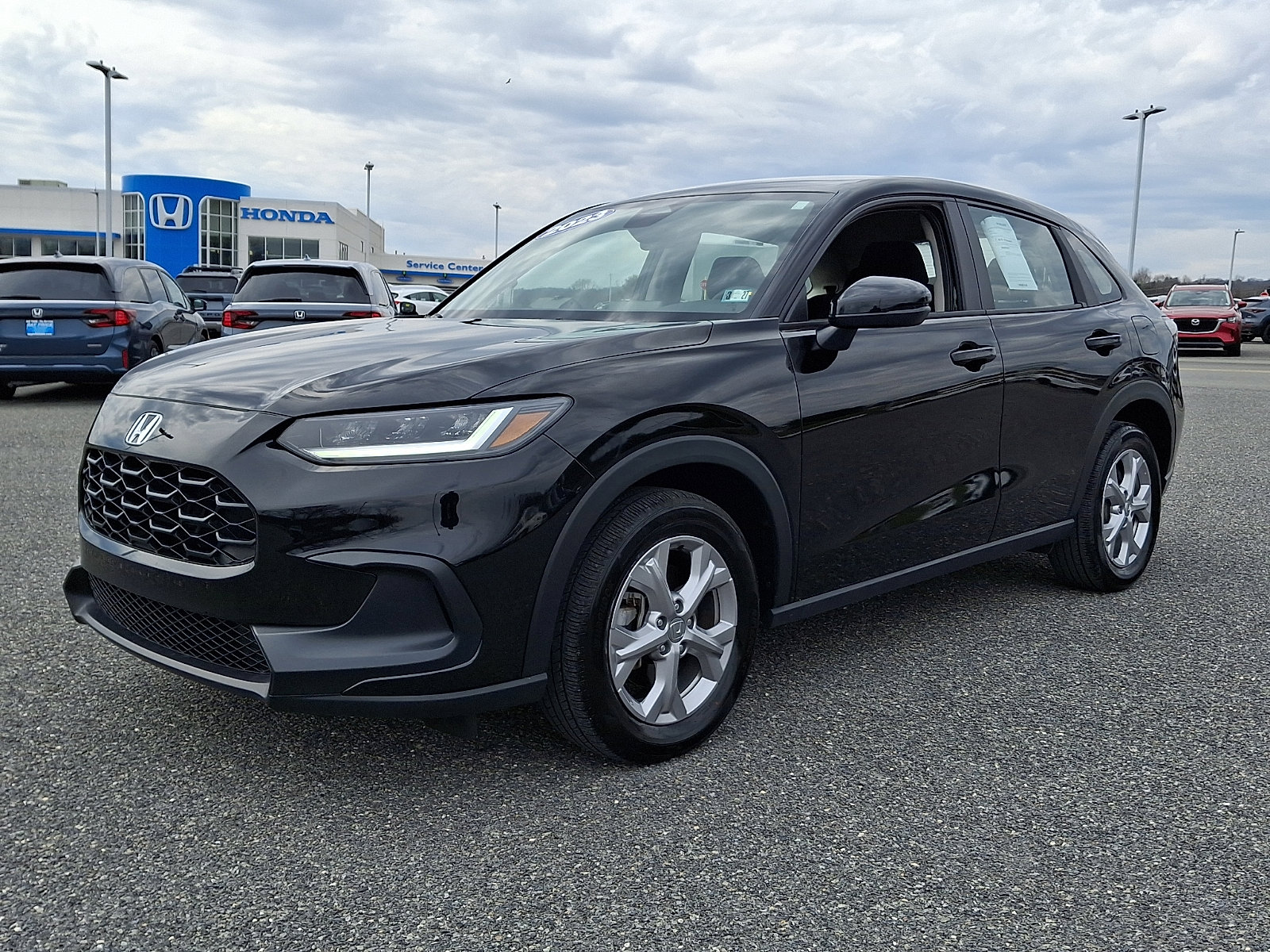 Used 2023 Honda HR-V LX image 3