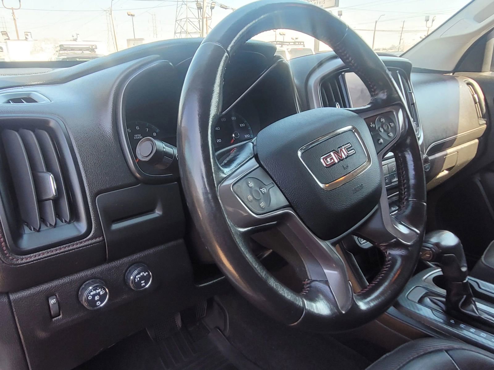 Used 2018 GMC Canyon All Terrain w/ Trailering Package image 25