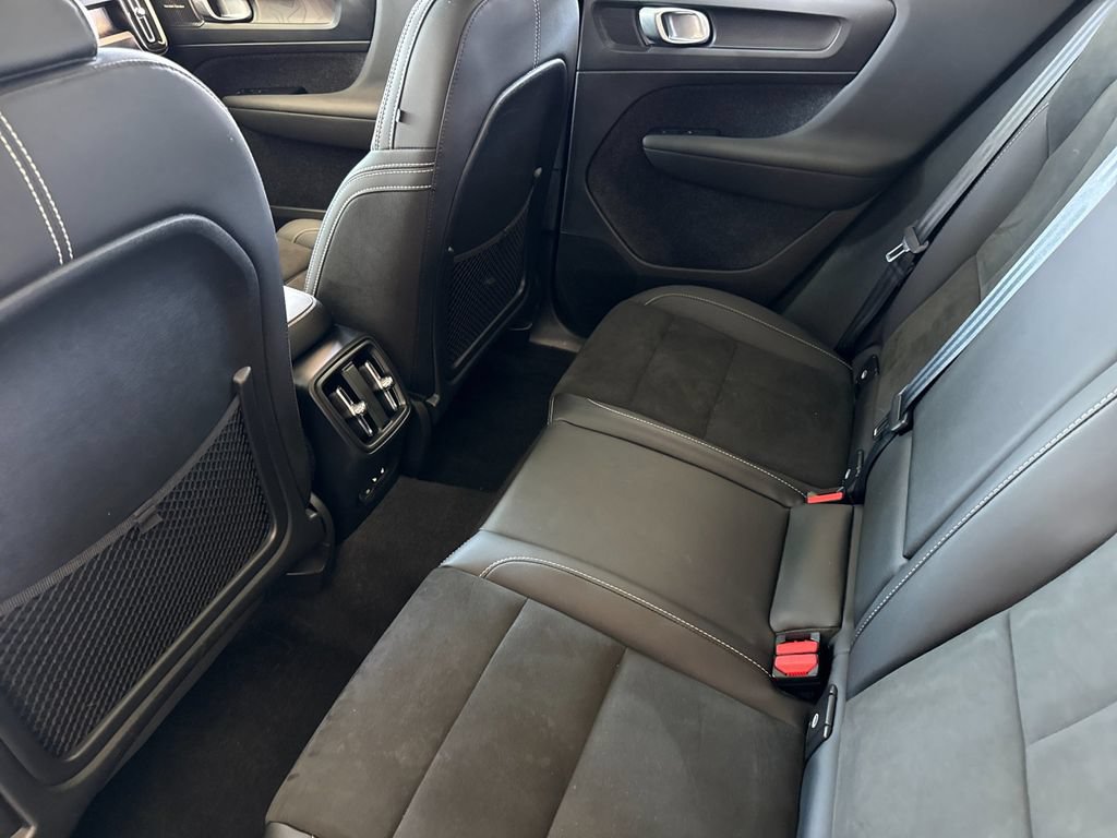 Certified 2023 Volvo XC40 Recharge Ultimate w/ Protection Package Premier AWD/4WD image 11