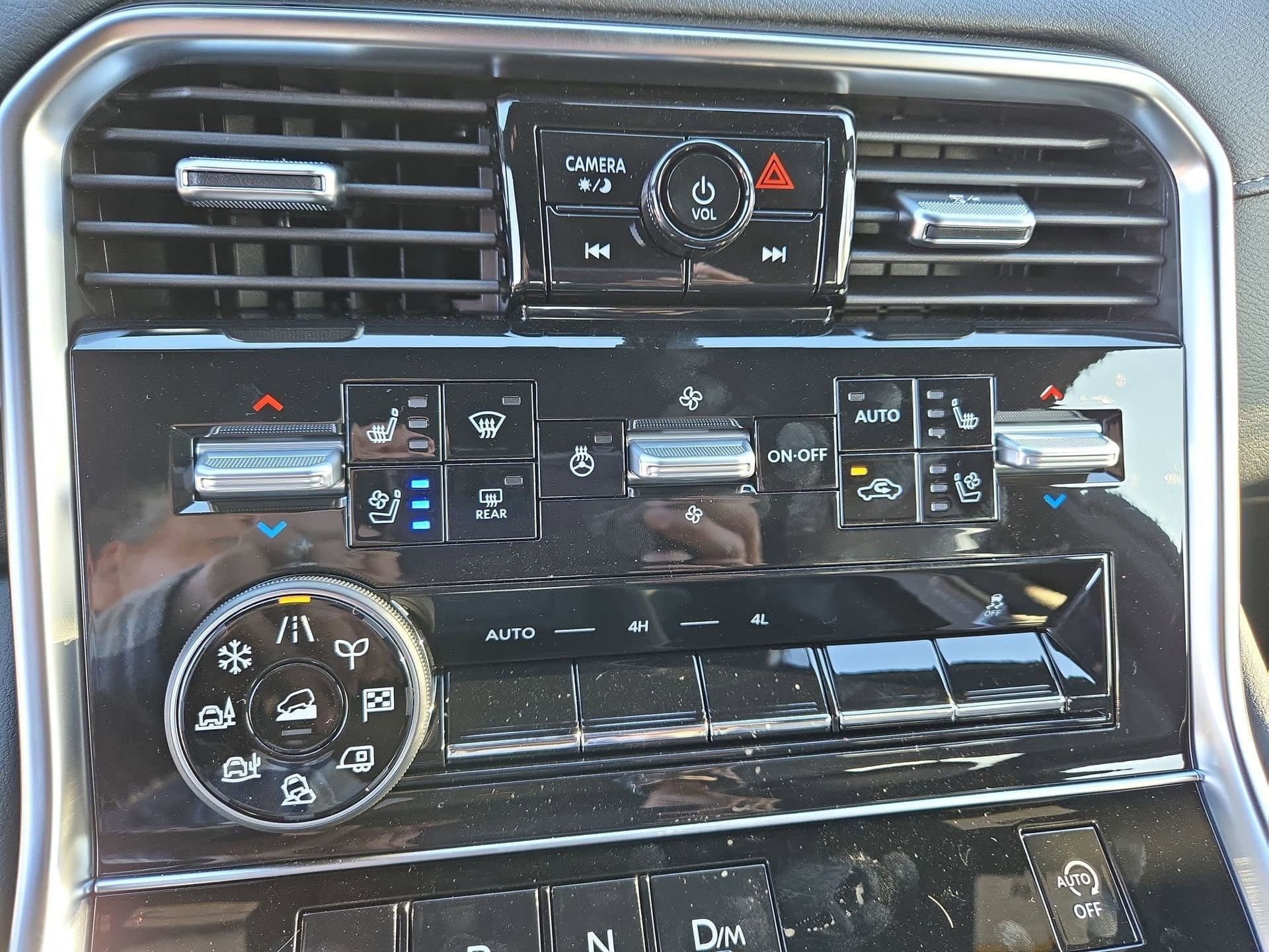 New 2026 Nissan Armada Platinum AWD/4WD image 30