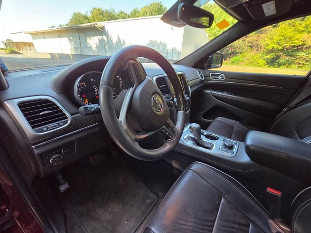 Used 2018 Jeep Grand Cherokee Overland AWD/4WD image 15
