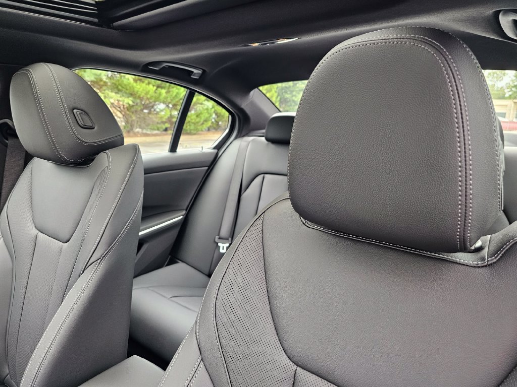 New 2026 BMW 330i Sedan RWD image 16