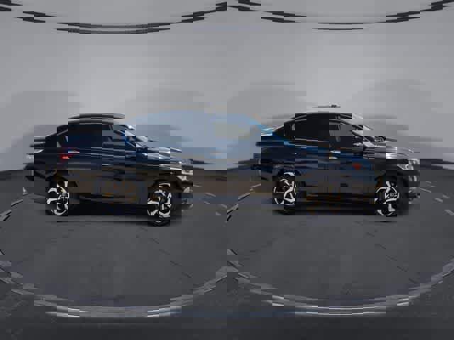 Used 2017 Honda Accord EX image 9