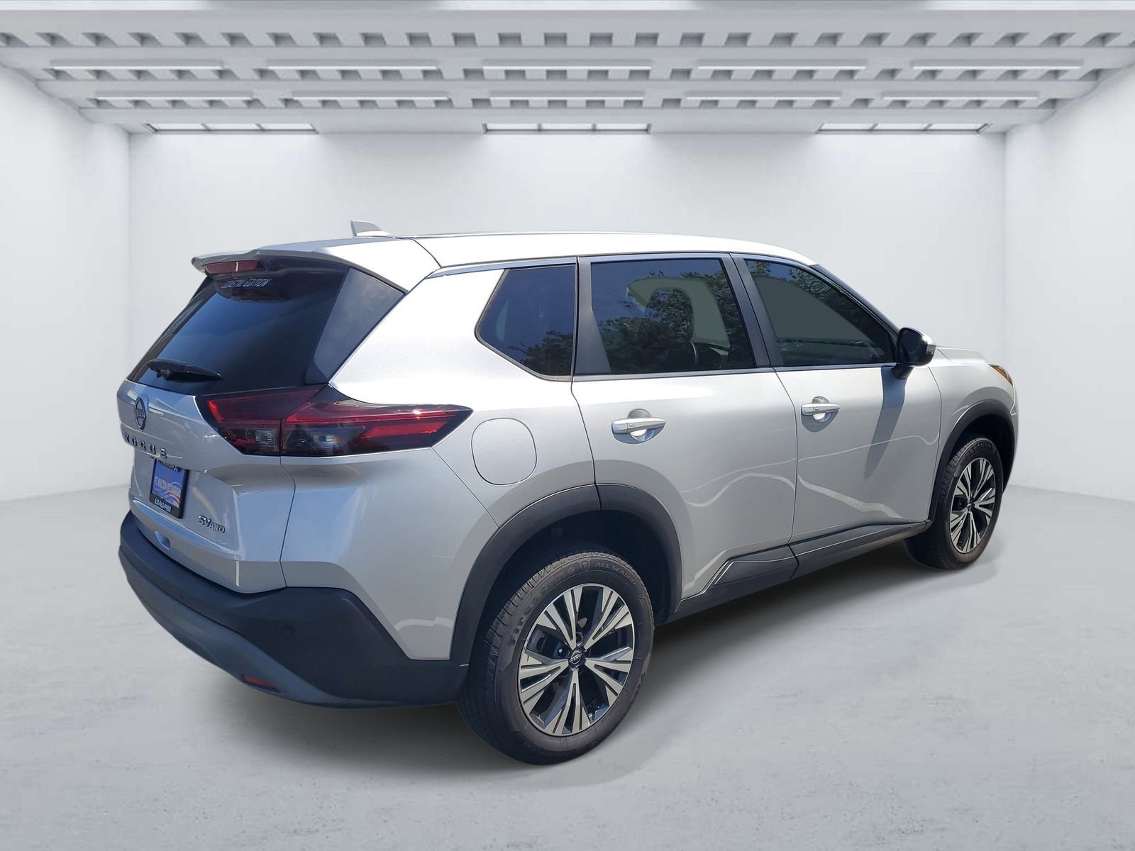 Used 2023 Nissan Rogue SV AWD/4WD image 4