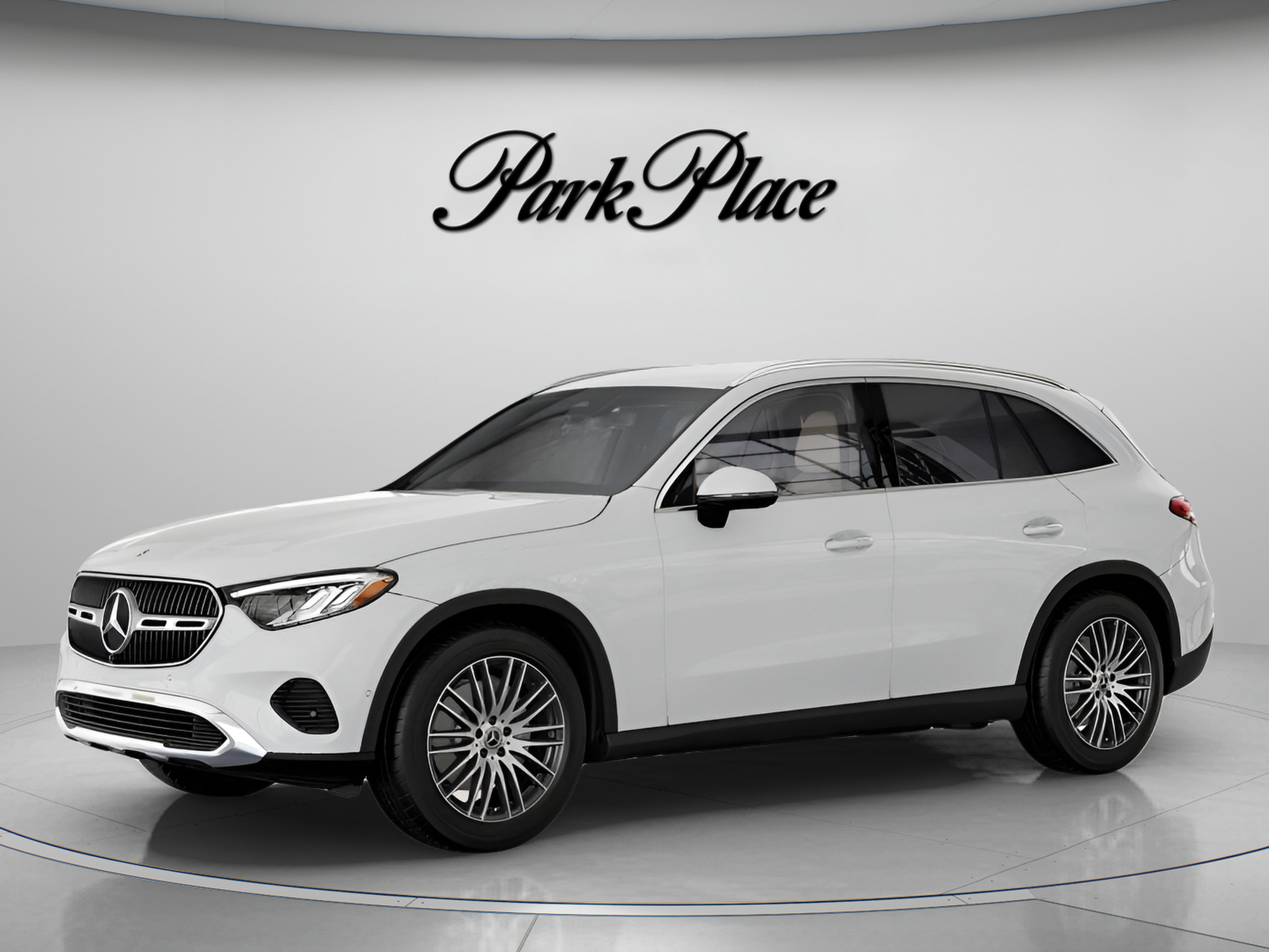 Certified 2026 Mercedes-Benz GLC 300 image 2