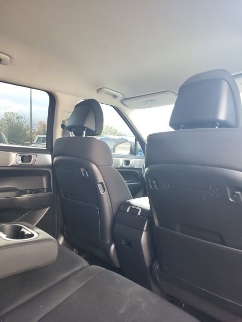 Used 2024 Hyundai Santa Fe SE image 17