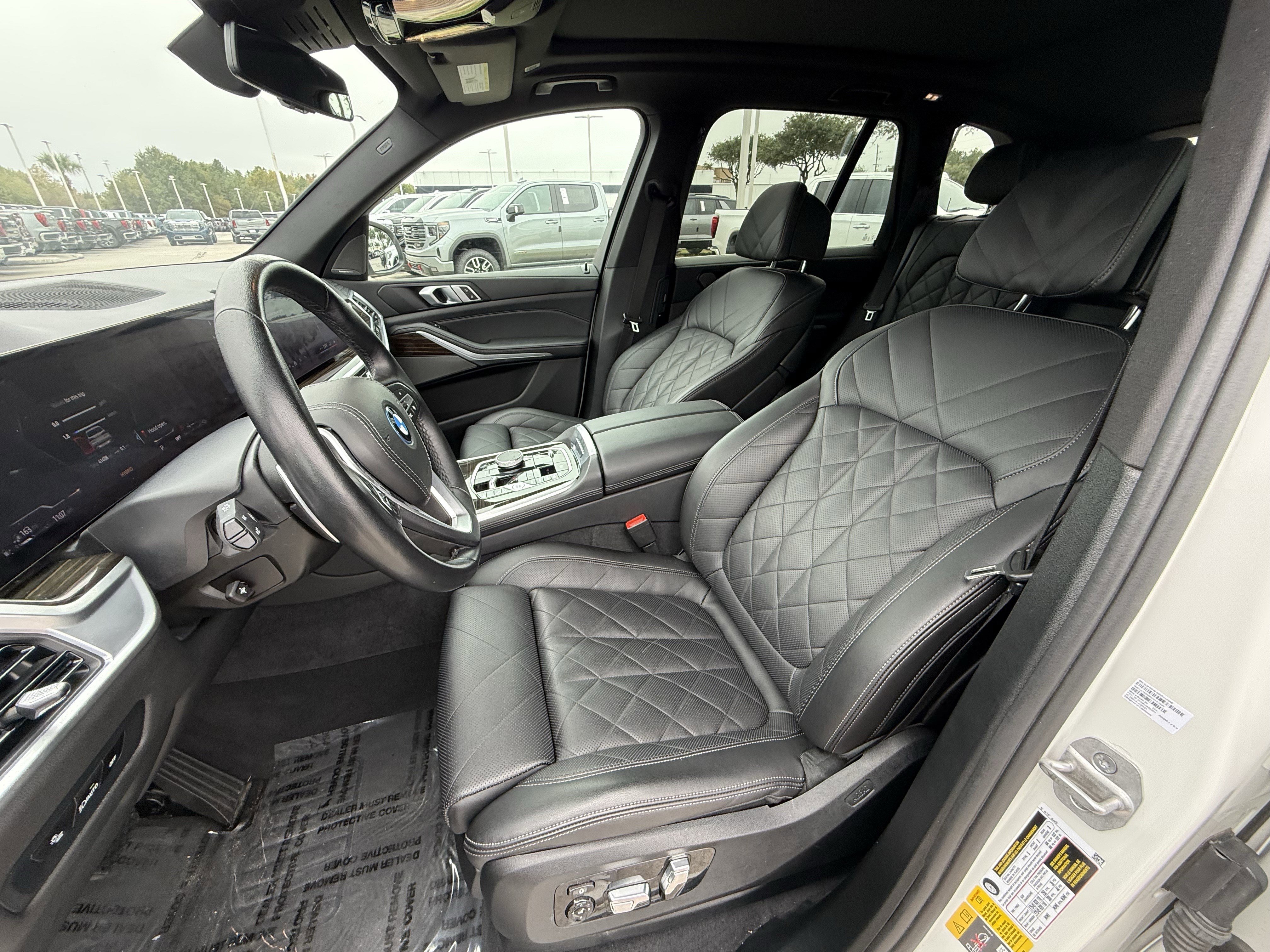 Used 2024 BMW X5 xDrive50e image 27