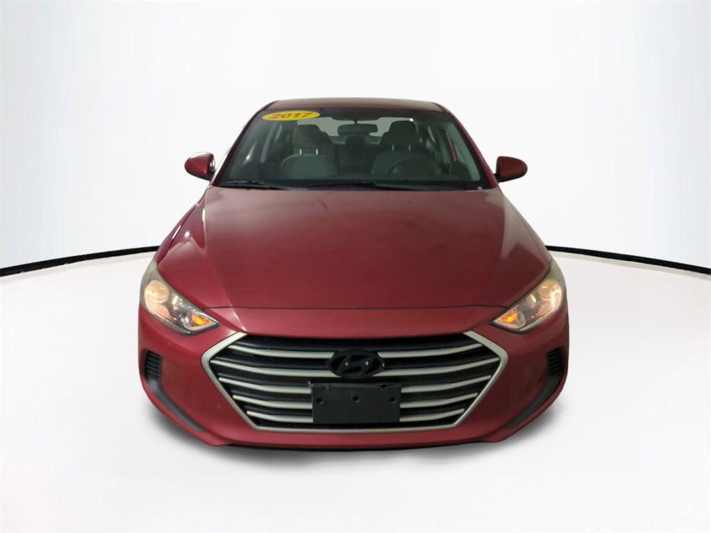 Used 2017 Hyundai Elantra SE image 3