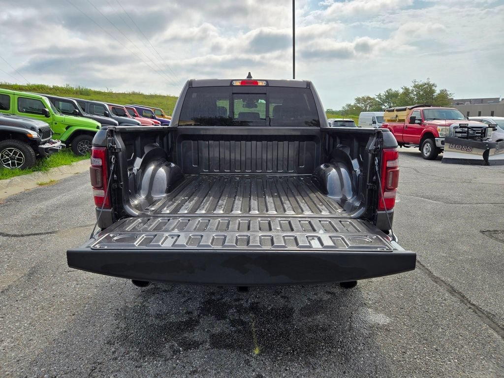 Used 2019 RAM 1500 Laramie AWD/4WD image 31