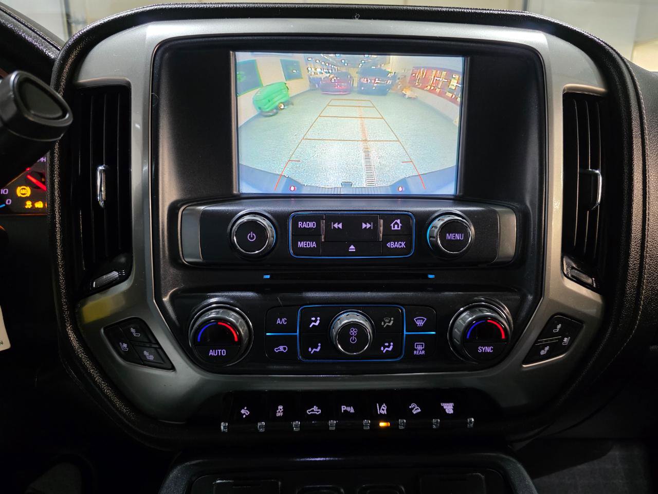 Used 2019 Chevrolet Silverado 2500 LTZ w/ Duramax Plus Package image 33